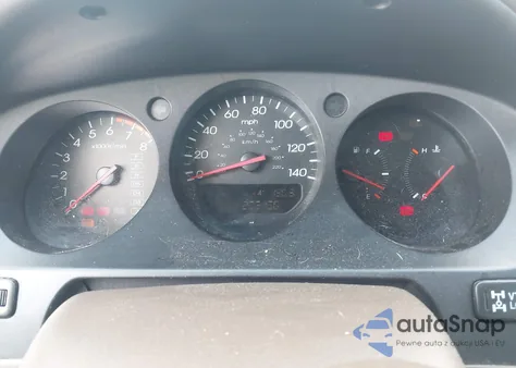 2002 Acura Mdx z USA, uszkodzony, nr VIN 2HNYD18892H535151